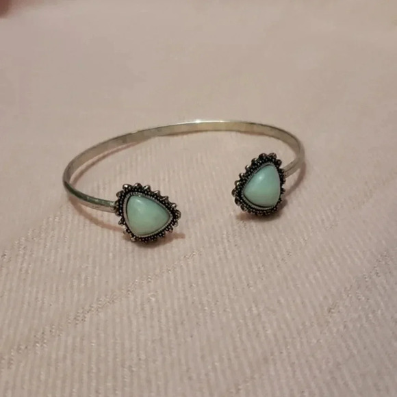 TEAL TONED STONE BRACELET - Picture 5 of 5